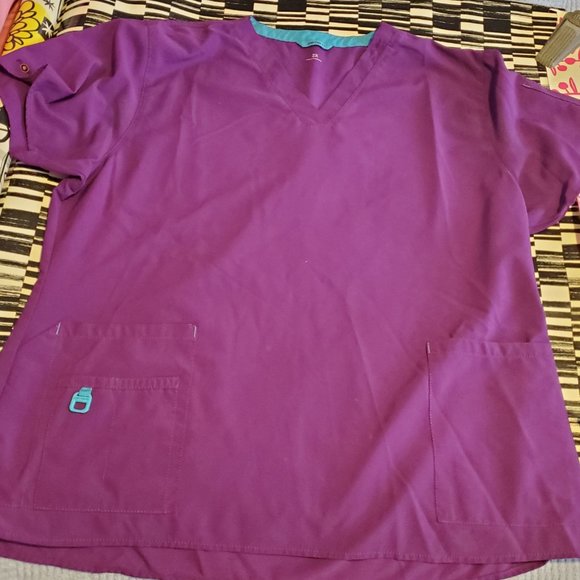 Carhartt Eggplant/Purple top